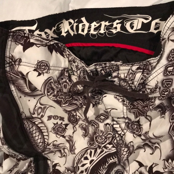 Swim shorts - Picture 2 of 2